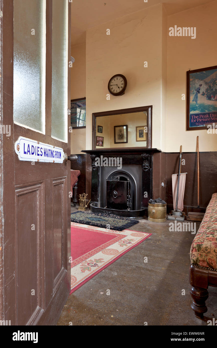 Ladies Waiting Room At Oakworth Train Station Stock Photo