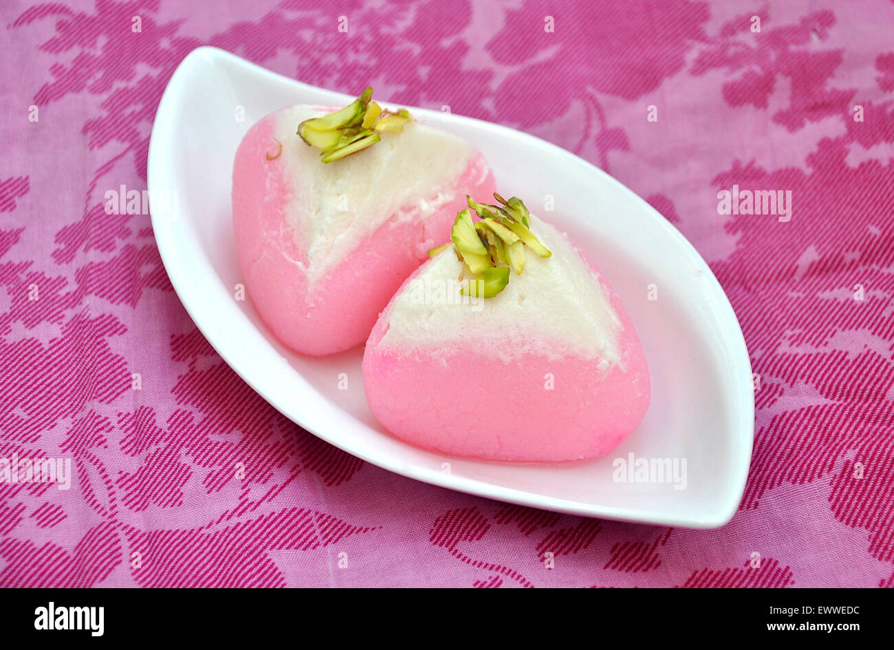 Dilbahar Chum Chum Closeup-4 Stock Photo - Alamy
