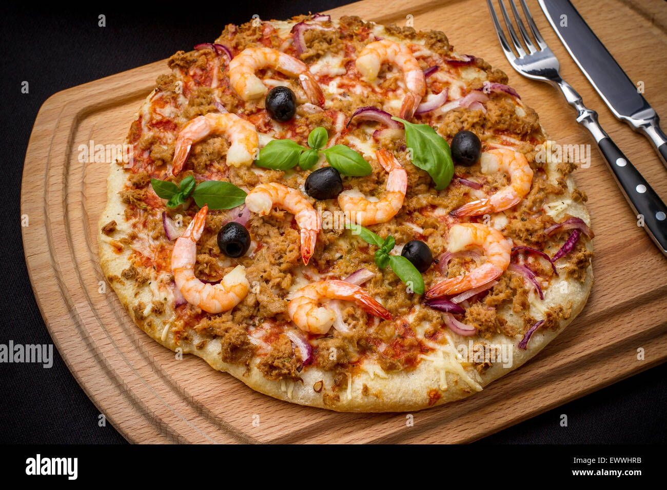 Tuna Pizza Shrimp Black Olives High Resolution Stock Photography And Images Alamy