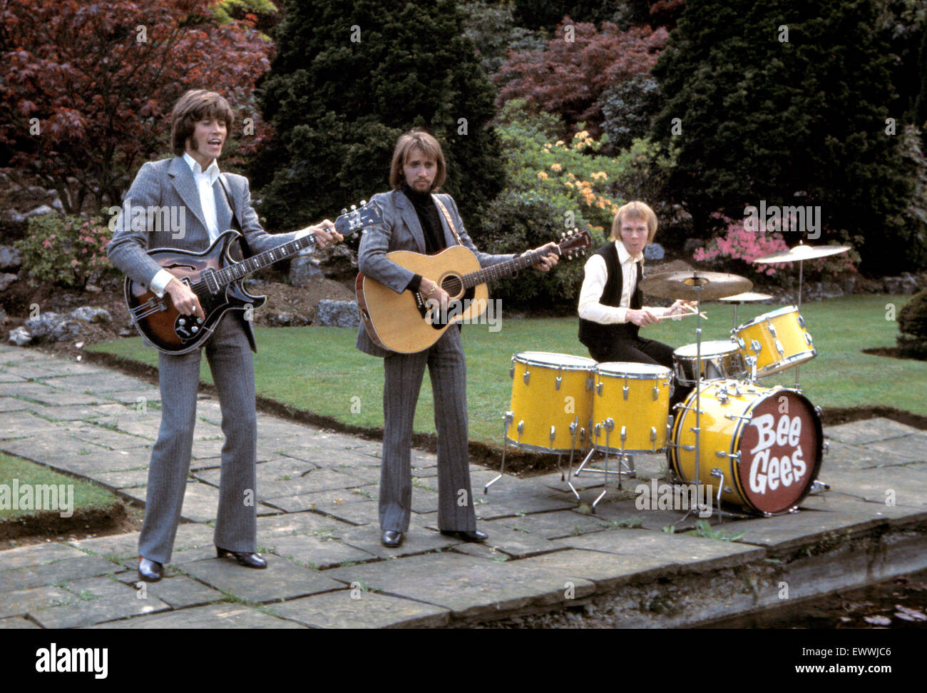 BEE GEES partial lineup of UK pop group about 1967 from left: Barry Gibb, Maurice Gibb, Colin Petersen Stock Photo