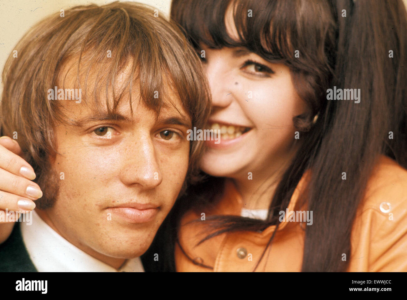 BEE GEES Maurice Gibb with girlfriend Sarolta Zalatnay in 1969. Photo Tony Gale Stock Photo