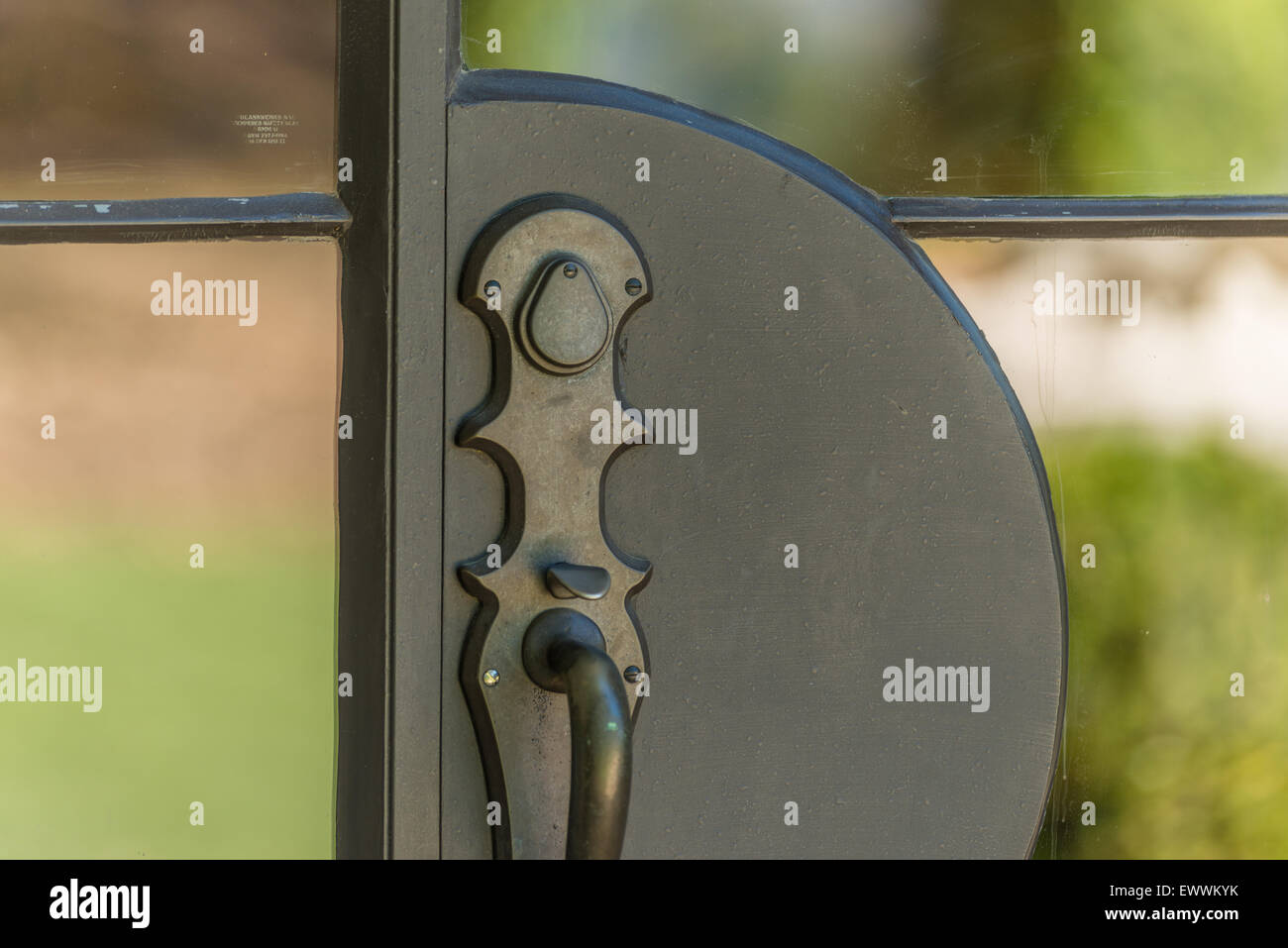 Bronze finish hires stock photography and images Alamy