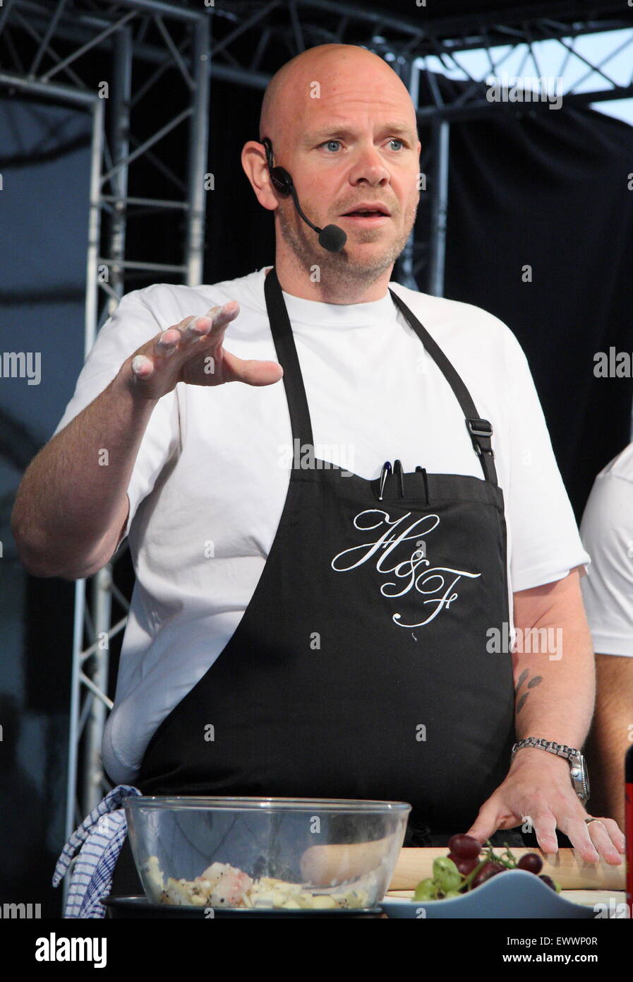 TV celebrity cook, tom Kerridge gives a cookery demonstration at Chatsworth Country Fair Derbyshire England UK Stock Photo