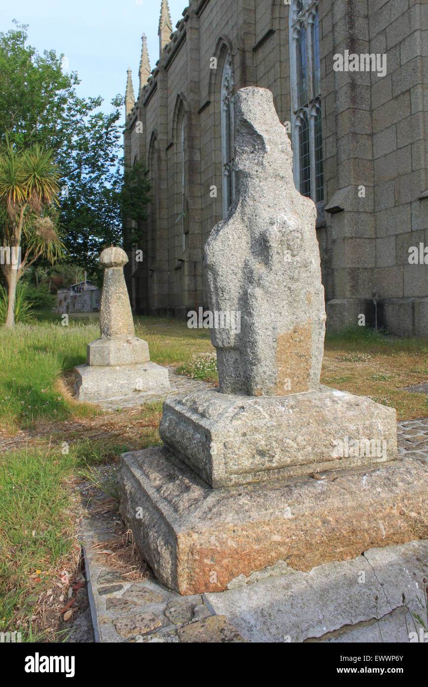 statue in st marys churchyard Penzance Stock Photo Alamy