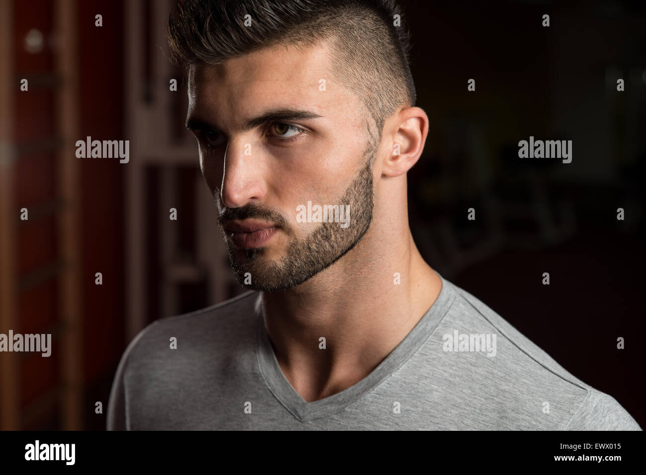 Man fitness beard young hi-res stock photography and images - Alamy