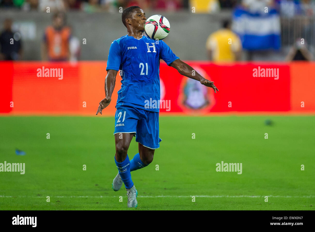July 1, 2015: Honduras defender Brayan Beckeles (21) controls the ball during the 2nd half of an international soccer match between Honduras and Mexico at NRG Stadium in Houston, TX. The game ended in a 0-0 draw.Trask Smith/CSM Stock Photo