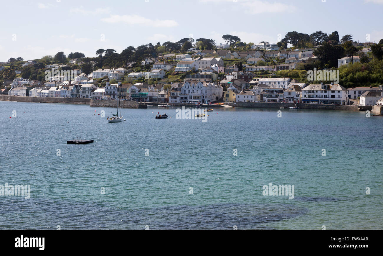 Village buildings and harbour, St Mawes, Cornwall, England, UK Stock Photo