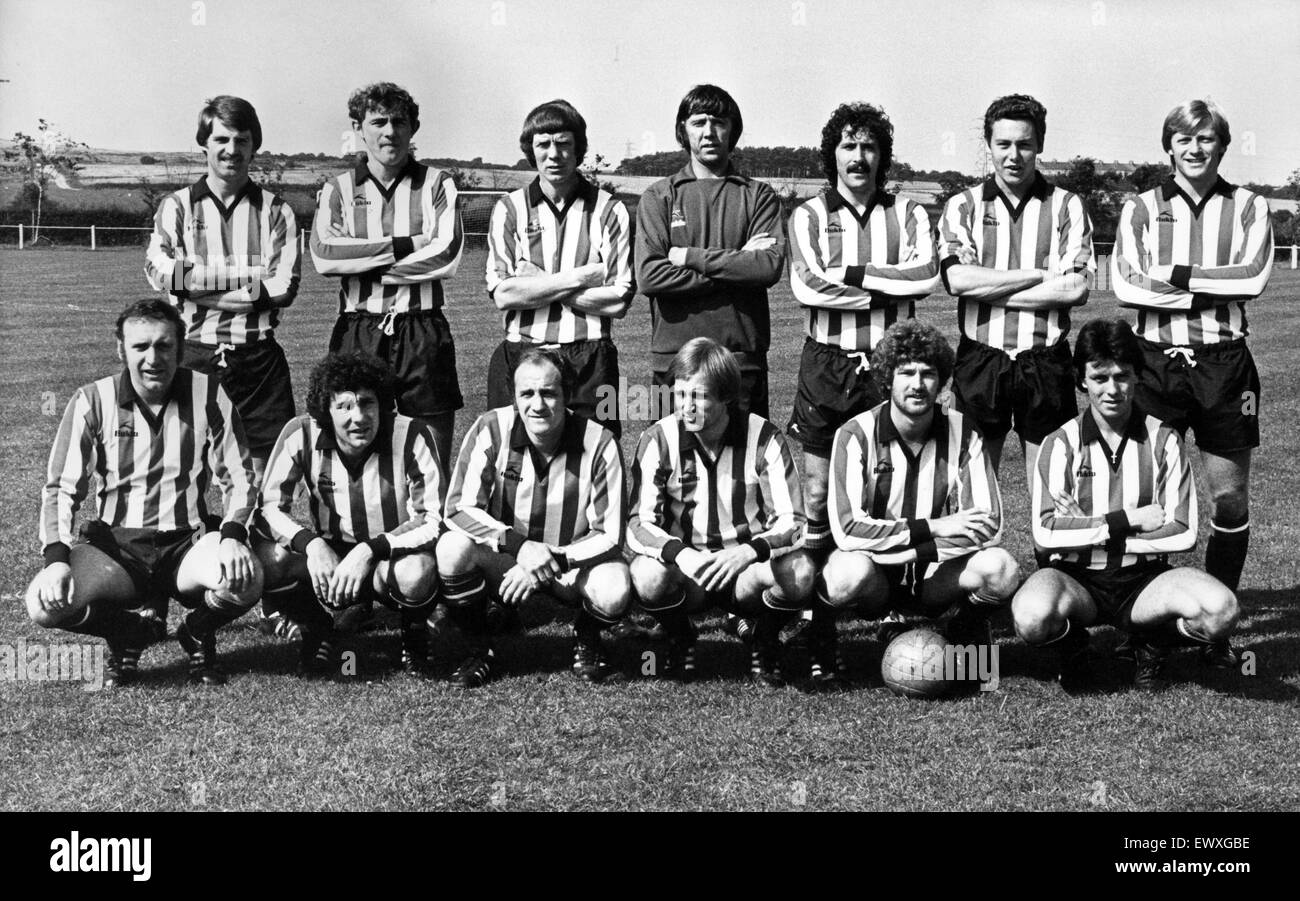 Guisborough Town F.C. - Back row l-r Les Scott, Stan Webb, Alec Smith, Dennis Wheeler, Jimmy Dilworth, Ricky Holton, Fred McFadden. Front row l-r Derek Jacques, Malcolm Thornton, Cliff Wright, Trevor Arnold, Ted Coleman, Ronnie Sills. 26th August 1978. Stock Photo