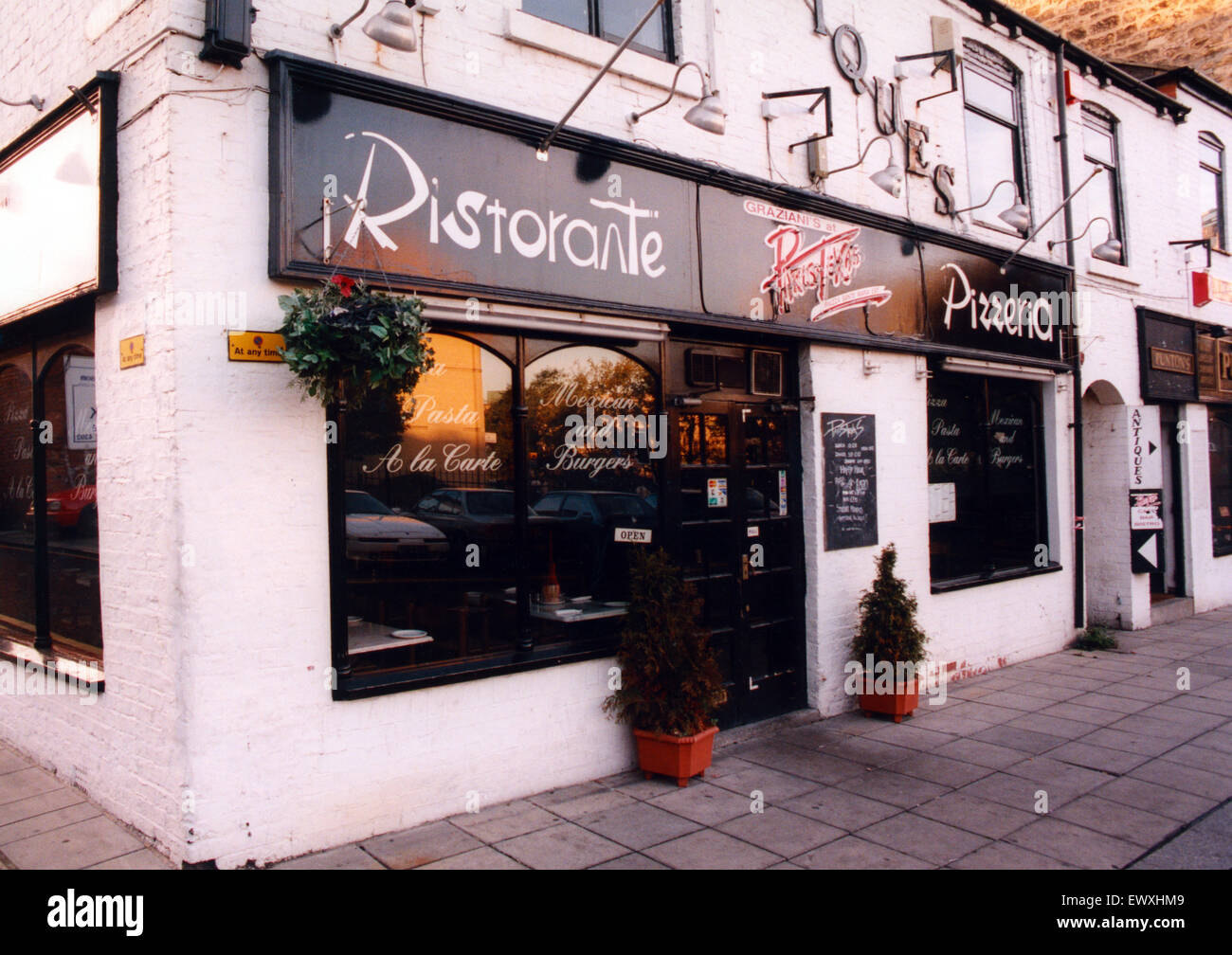 Paris Texas Restaurant, Newcastle. 28th October 1997 Stock Photo Alamy