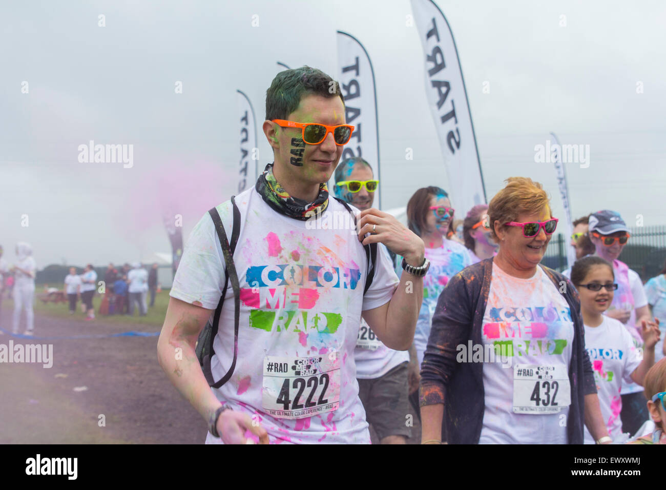 Redbourn, Hertfordshire, UK. 13th June, 2015.People gathered at the Hertfordshire County Show for the Color Me Rad 5K run. Stock Photo