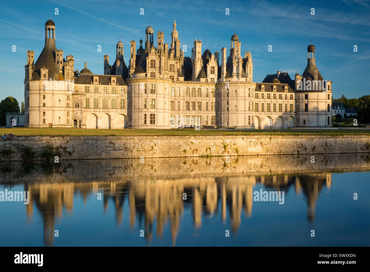 Sunset over the massive, 440 room, Chateau de Chambord, Loire-et-Cher, France Stock Photo