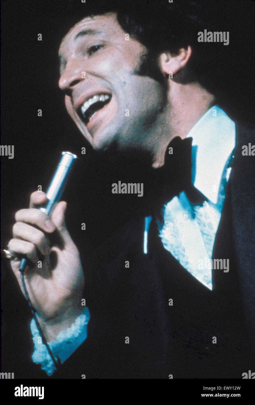 TOM JONES Welsh singer bout 1969 Stock Photo - Alamy