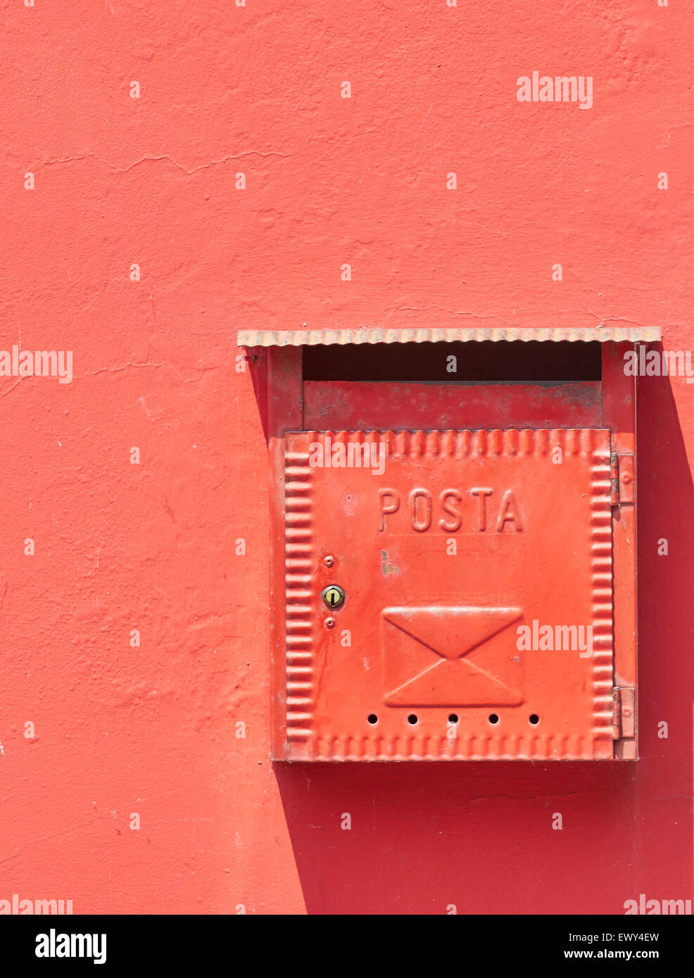Colourful mailbox hires stock photography and images Alamy