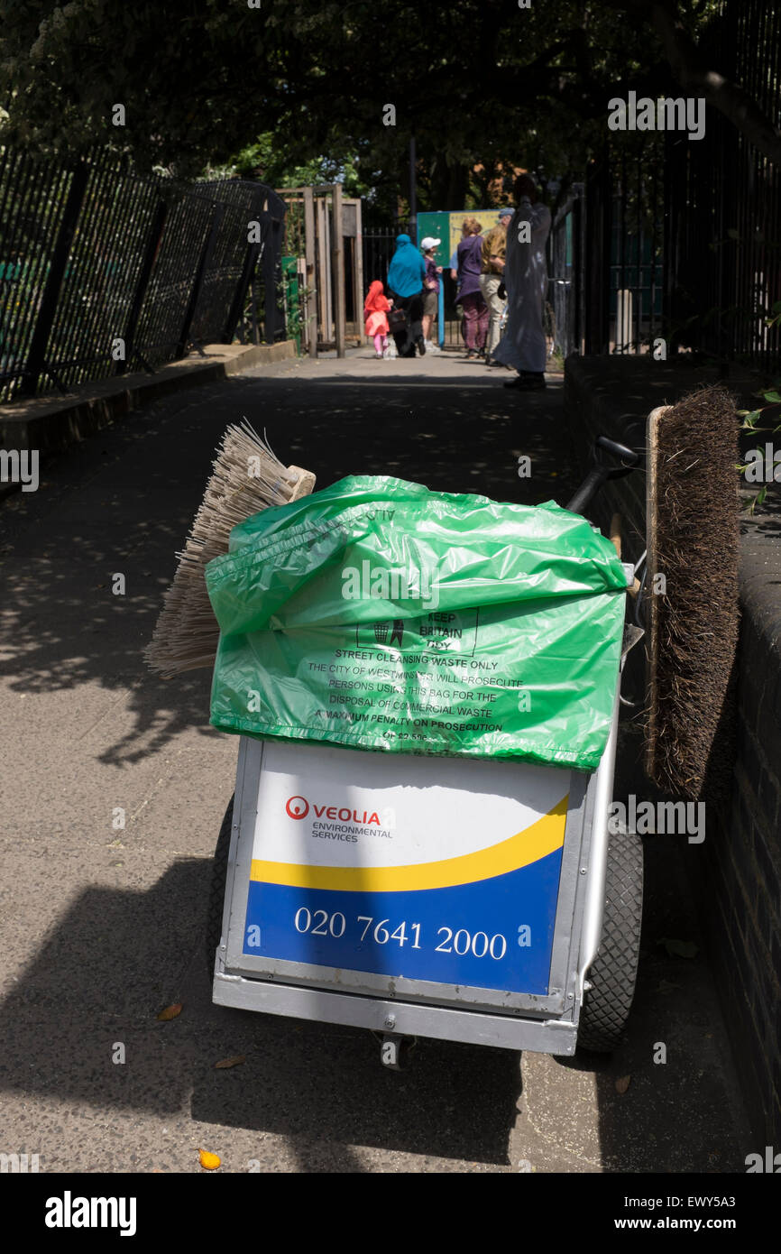 Rubbish cart hires stock photography and images Alamy
