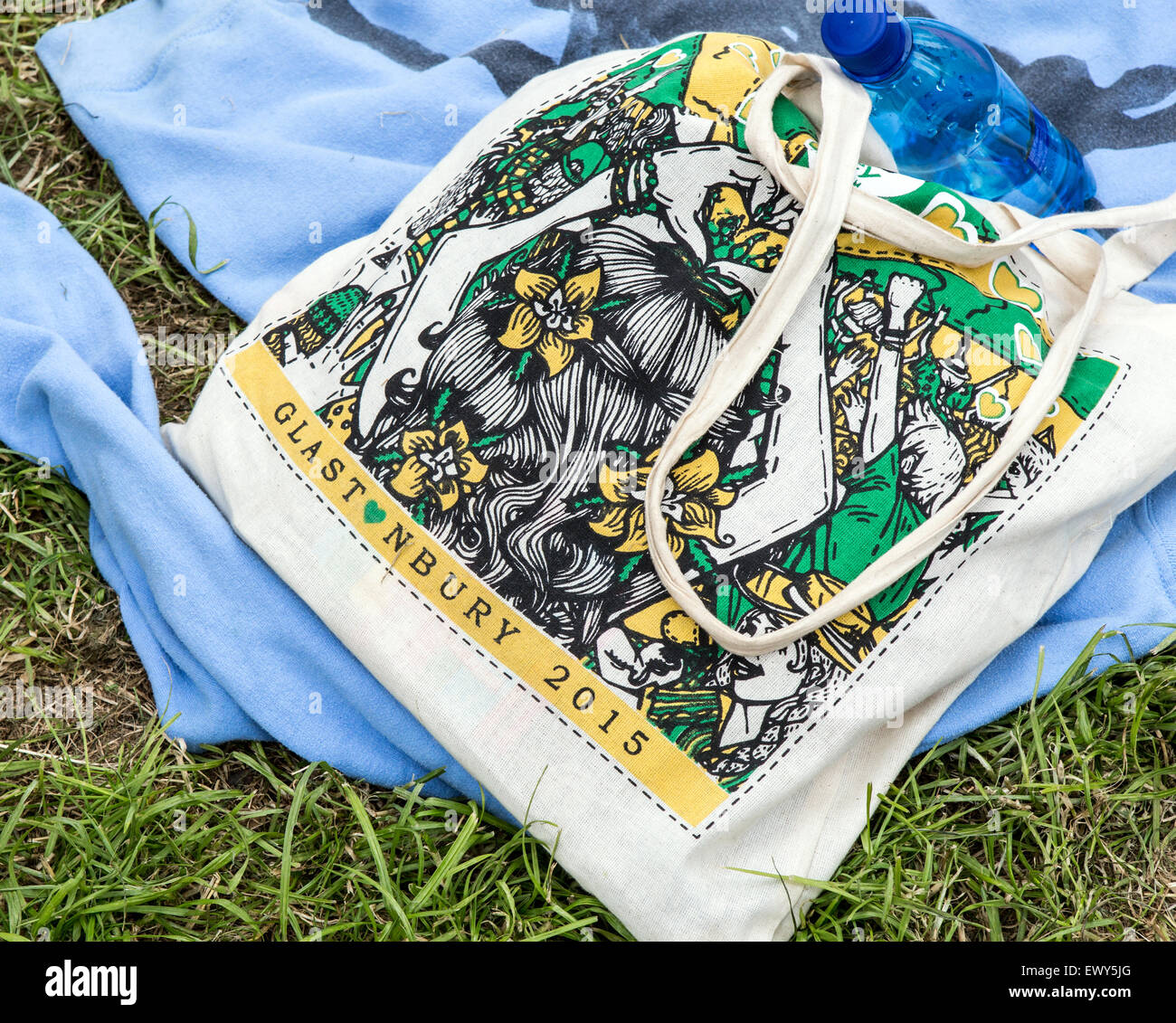 Glastonbury Bag 2015 Glastonbury Festival UK Stock Photo Alamy