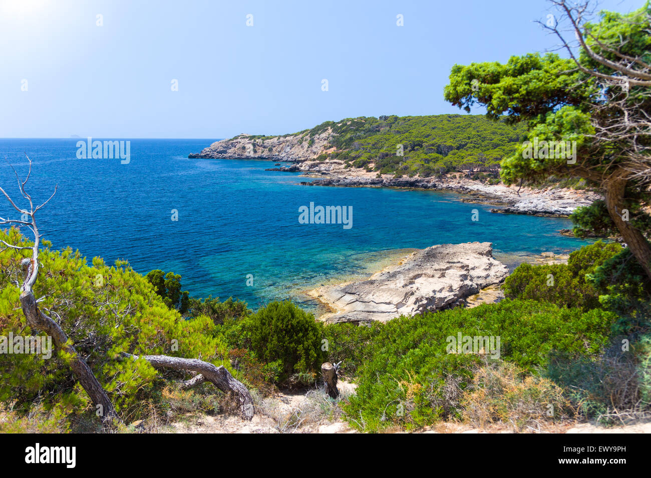 Beautiful rocky cliff coast hi-res stock photography and images - Alamy