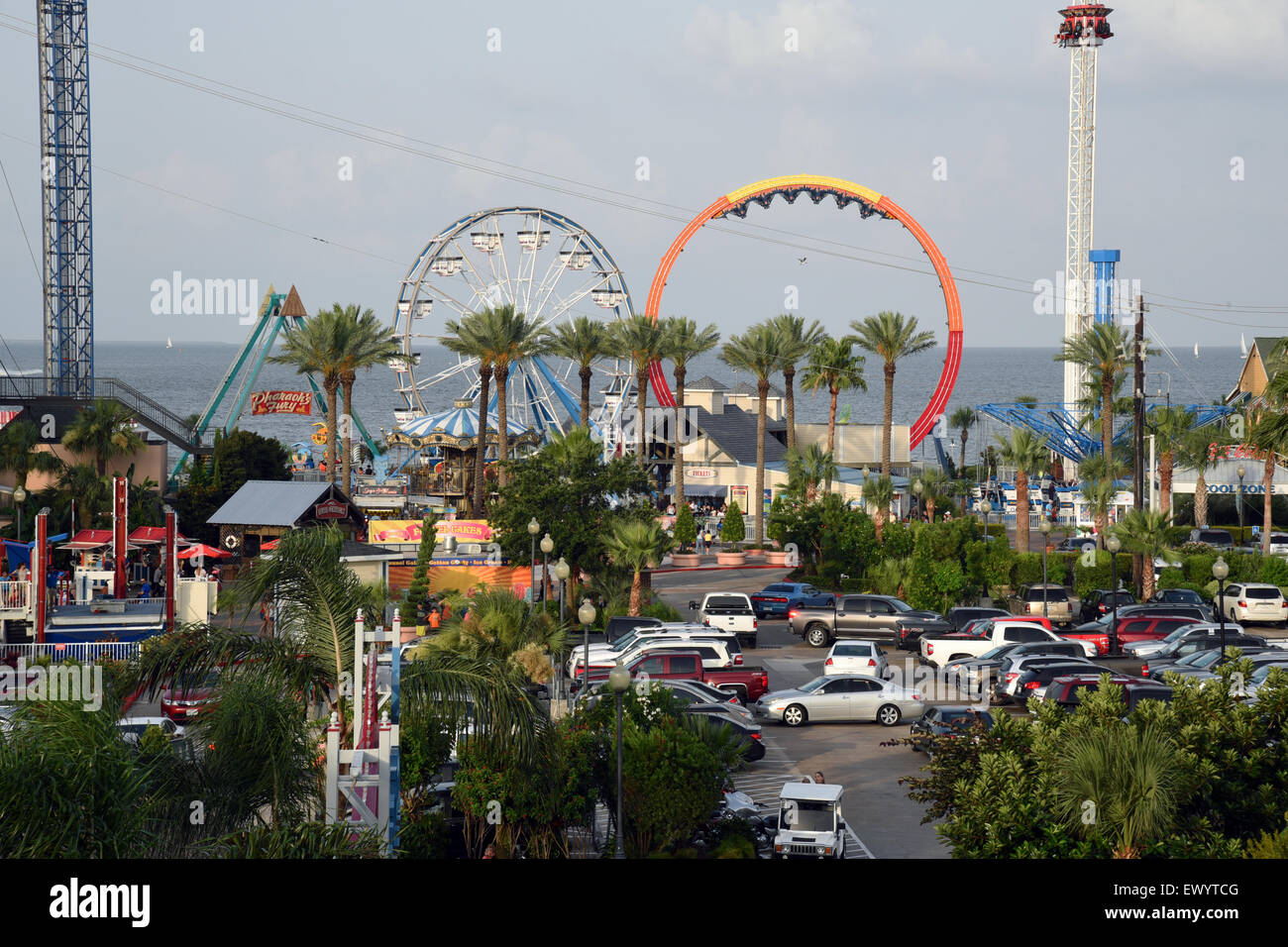 Boardwalk in Kemah, Texas, ferris wheel and games Stock Photo Alamy