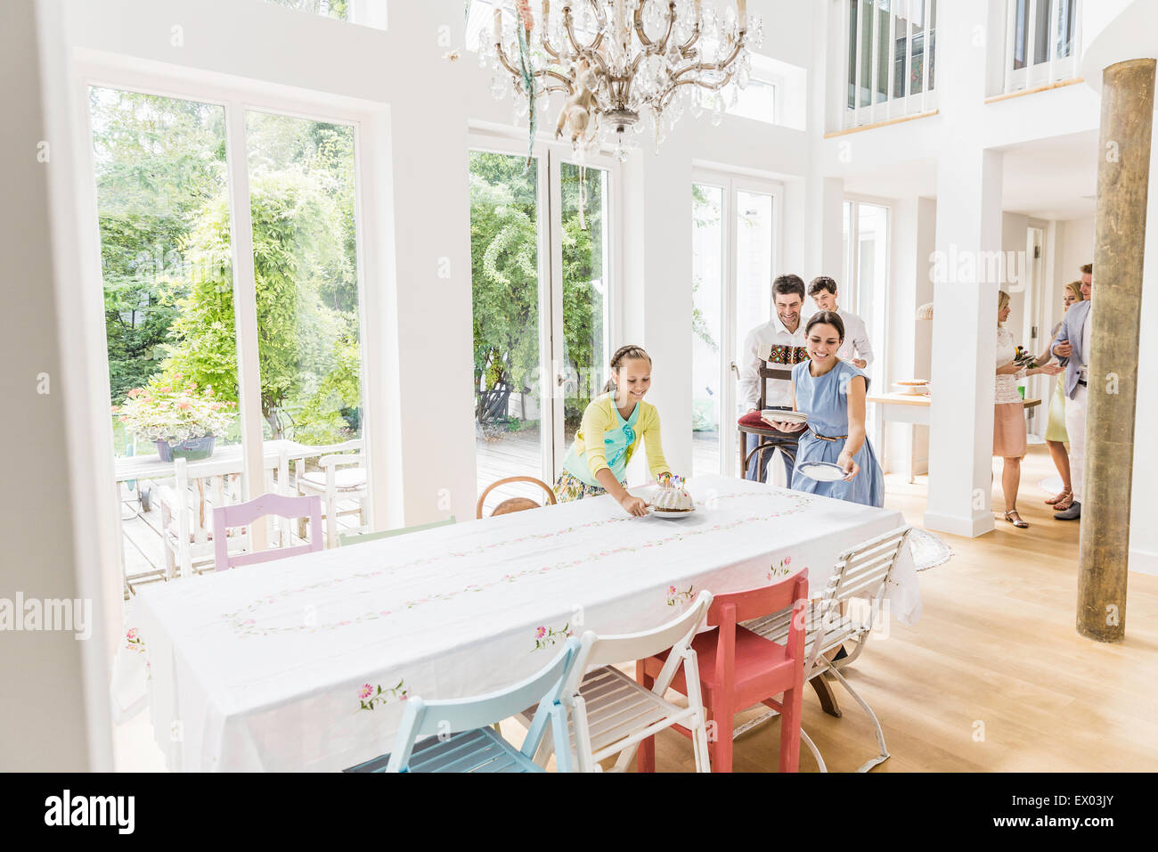 Child setting table home hi-res stock photography and images - Alamy