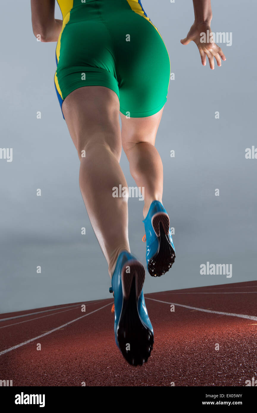 Race running track athlete hi-res stock photography and images - Alamy