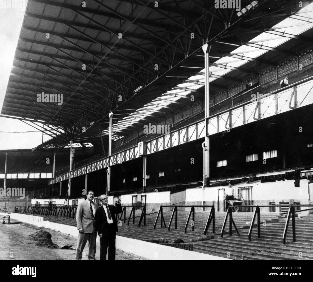 Goodison Park, home to Everton FC, the football stadium is located in Walton, Liverpool, England. 23rd July 1963. Pictured, Everton's hugh new umbrella roof, a cantilever one, on the Bullens Road stand is now complete. John Moores, the clubs chairman (rig Stock Photo