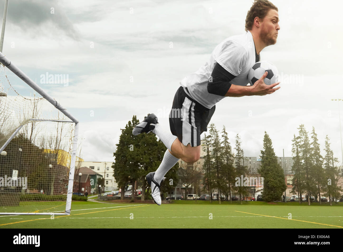 Goal keeper hires stock photography and images Alamy