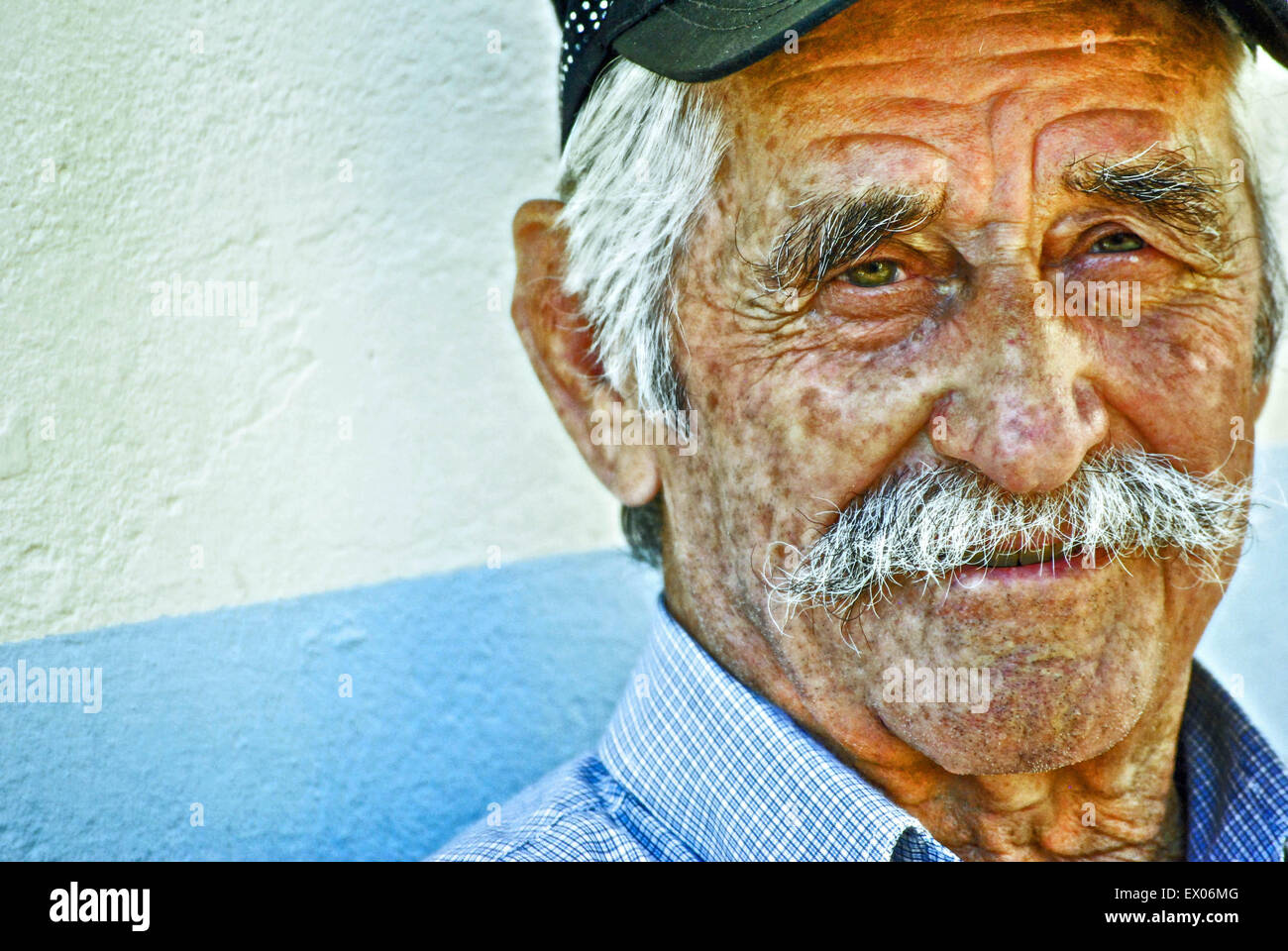 Old age portrait old man hi-res stock photography and images - Alamy