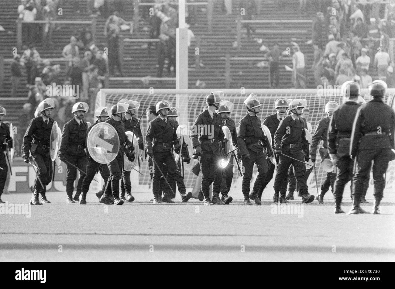 Juventus 1-0 Liverpool, 1985 European Cup Final, Heysel Stadium, Brussels, Wednesday 29th May 1985. Crowd Violence. Stock Photo