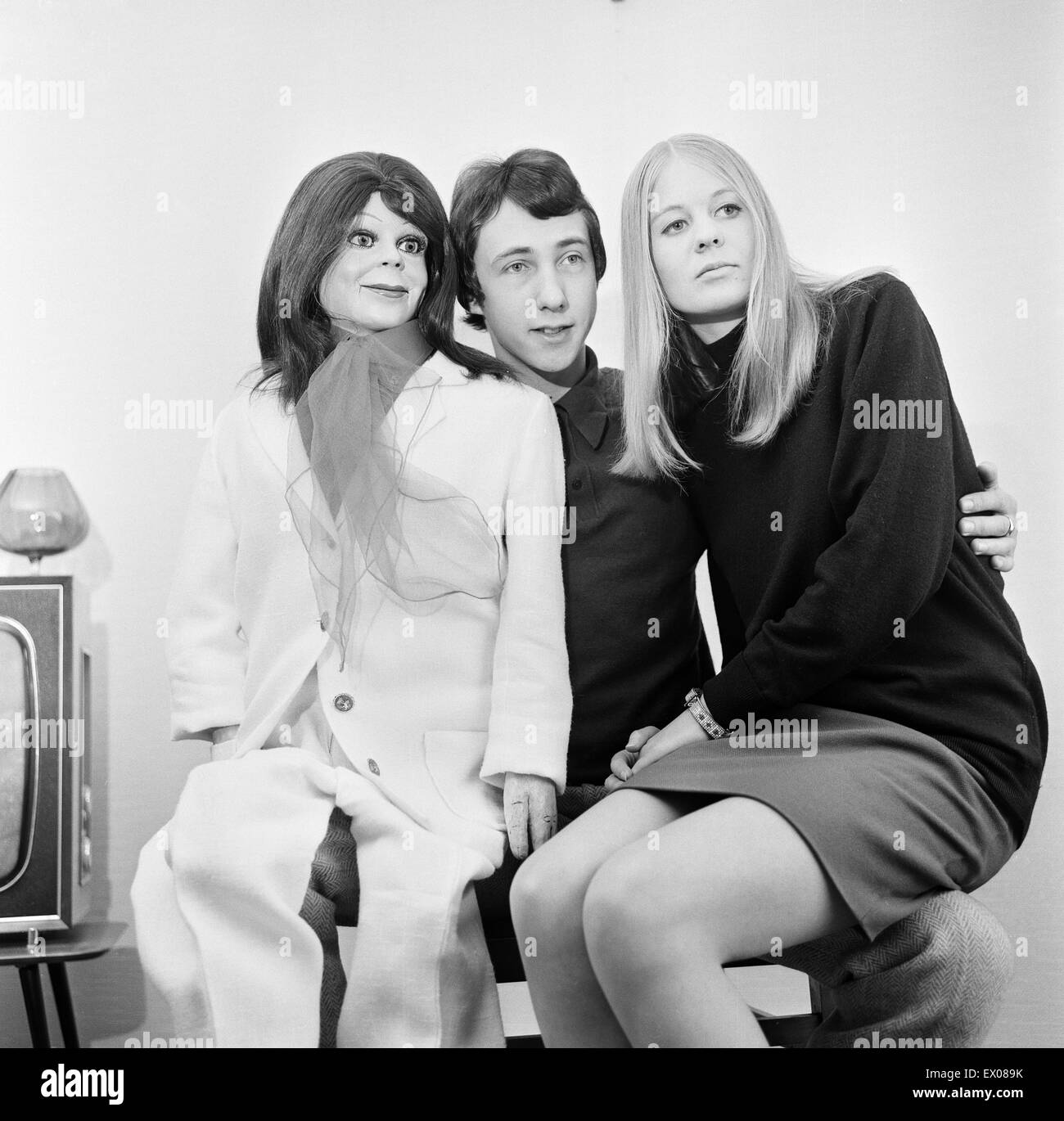 Keith Harris, young ventriloquist aged 20 years old, pictured with dummy called Minnie and girlfriend Jennifer Crompton, in Chester, 26th February 1968. Stock Photo