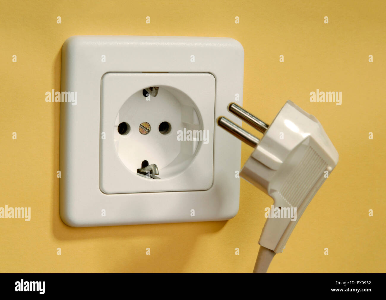 Power socket symbol hires stock photography and images Alamy
