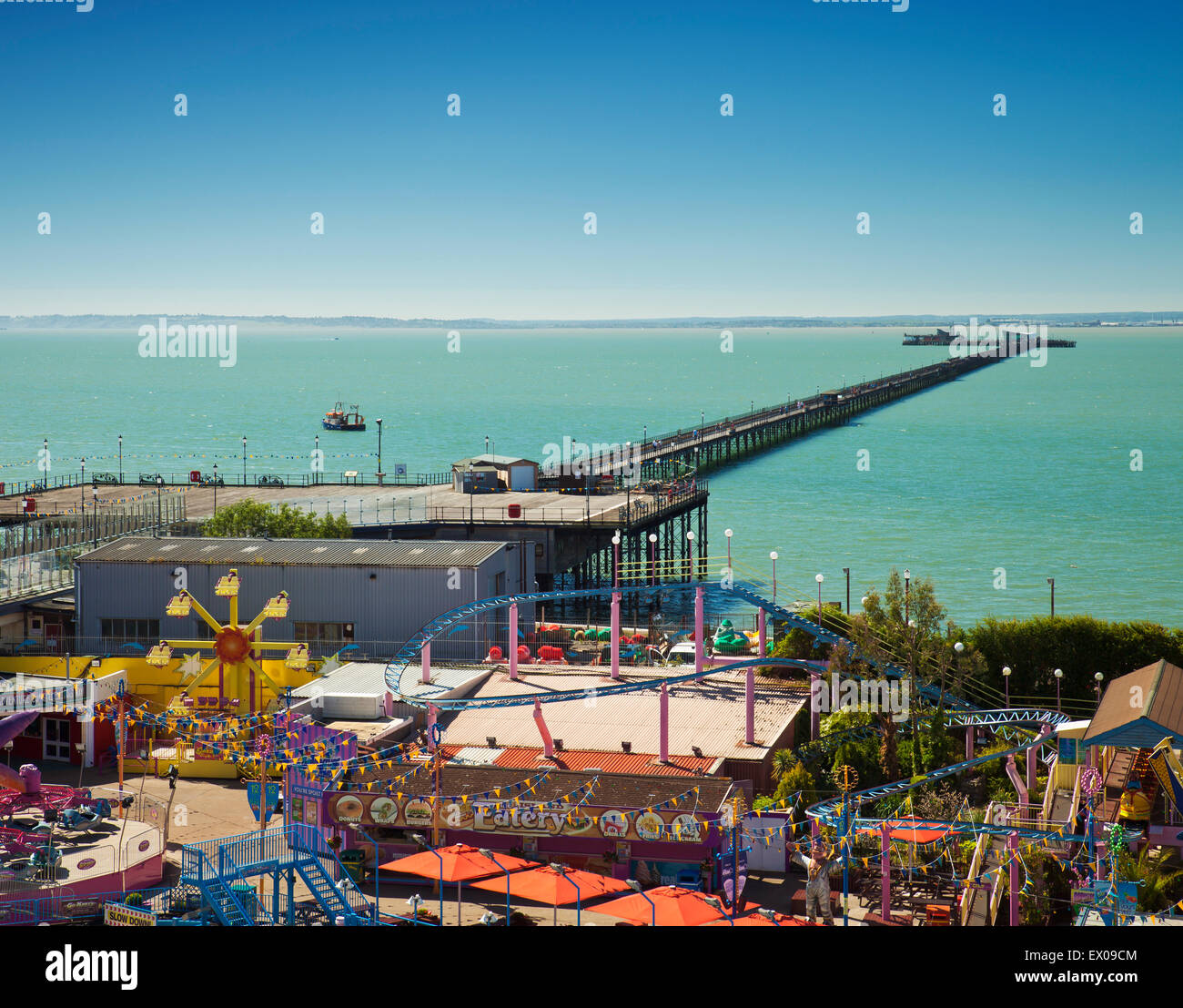 Southend On Sea Pier High Resolution Stock Photography And Images Alamy