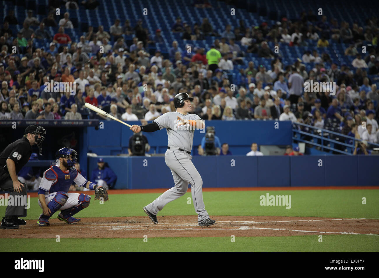 MLB baseball player swinging bat Stock Photo