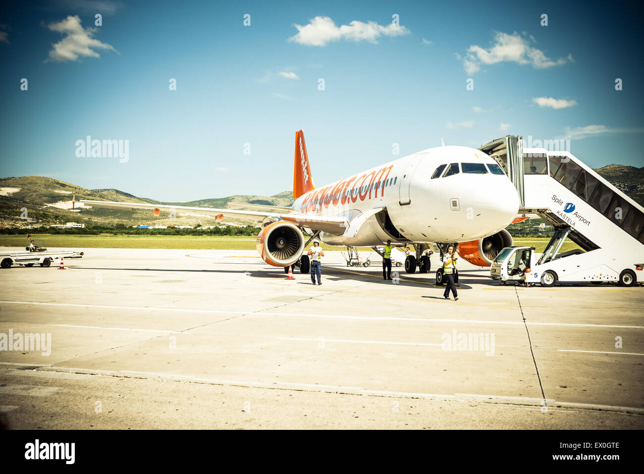 Easyjet plane at Zracna Luka Split Airport leaving for London Gatwick Stock Photo