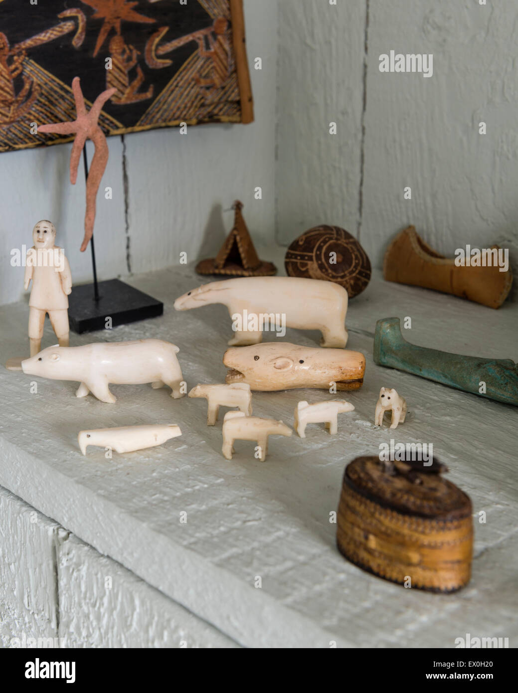 Inuit ivory carvings Stock Photo Alamy