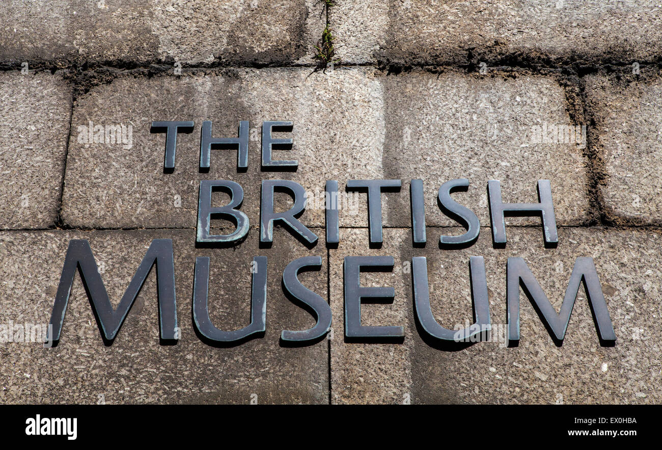 A sign for the British Museum in London Stock Photo - Alamy, image size:1300x883