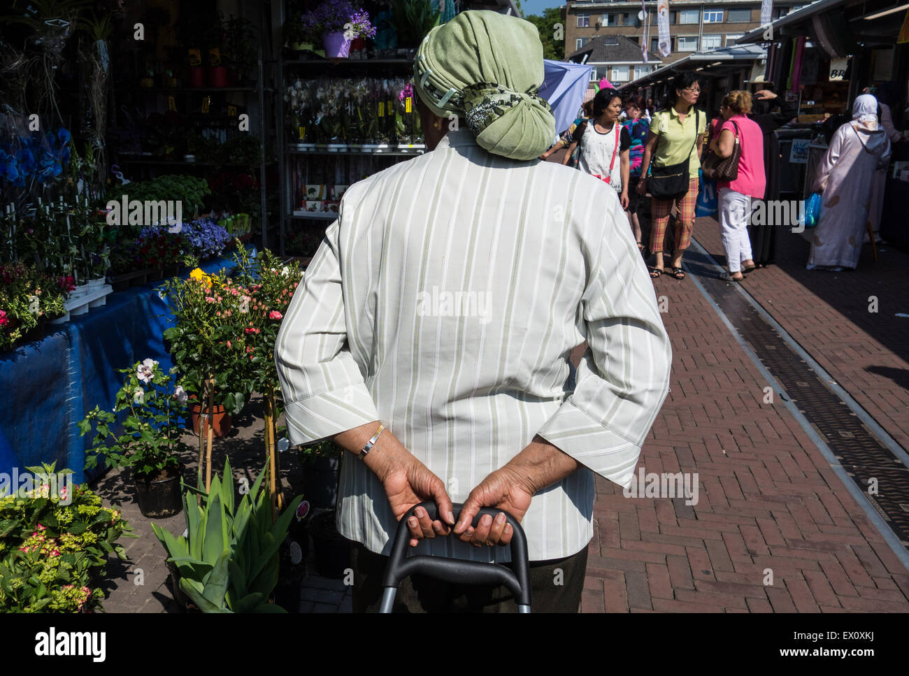 Hoofddoek hi-res stock photography and images - Page 2 - Alamy