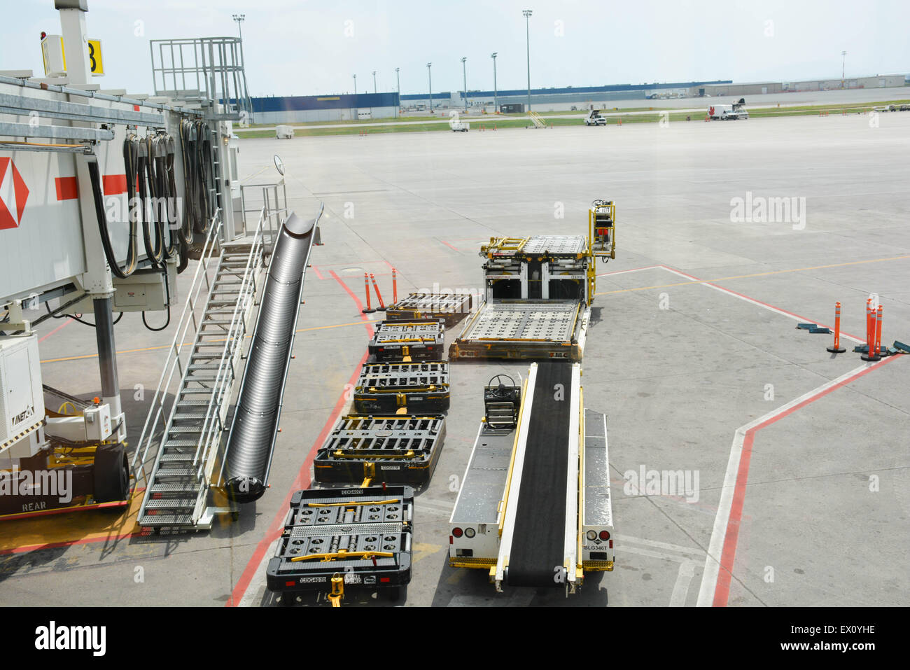 Passenger ramp hires stock photography and images Alamy