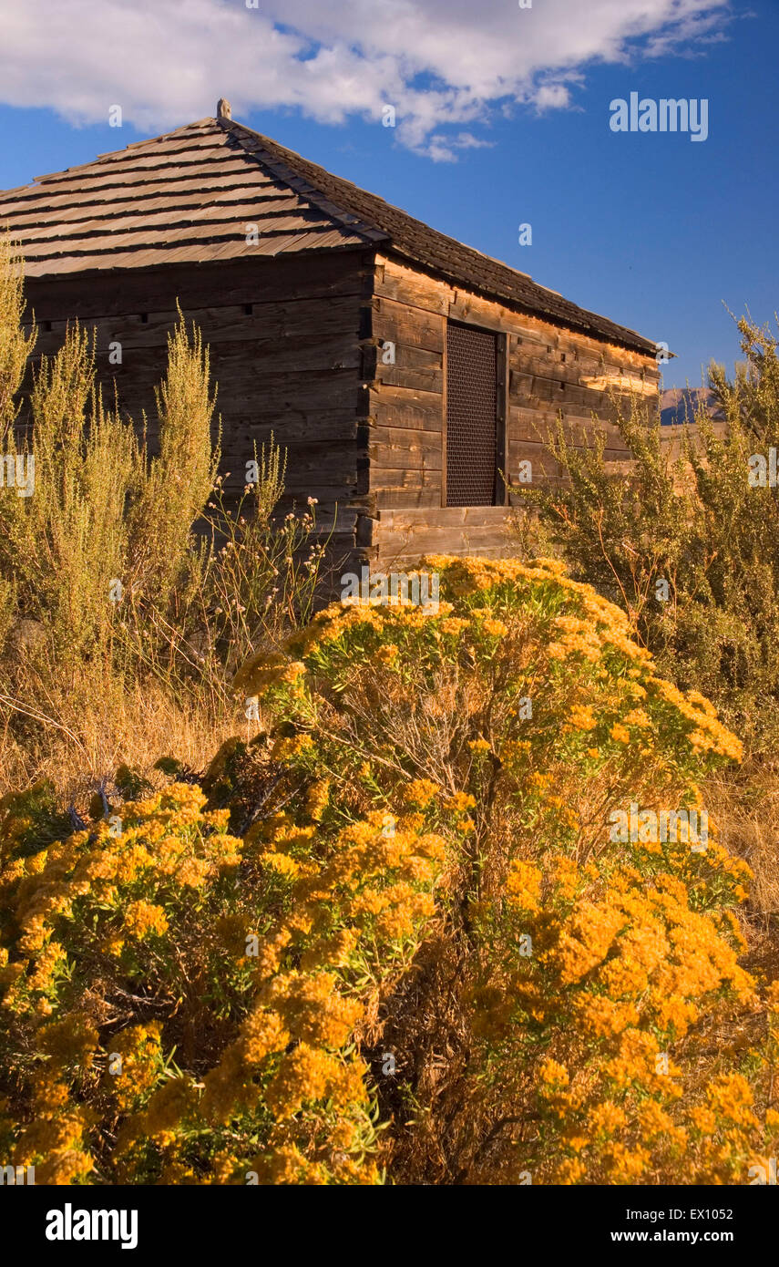 Old Blockhouse, Fort Simcoe State Park, Yakama Indian Reservation, Washington Stock Photo Alamy