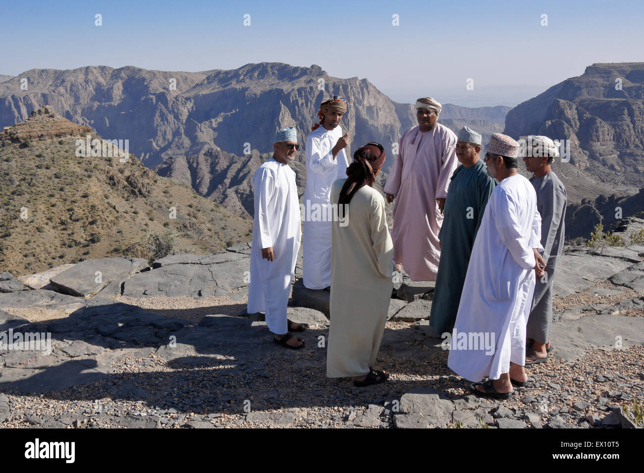 Omani men at Jebel Akhdar in the Hajar Mountains, Oman Stock Photo