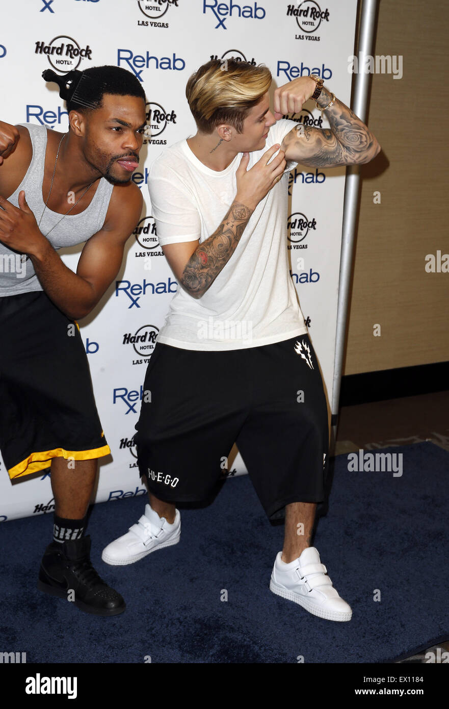 Justin Bieber hosts a pre-fight party at Rehab inside the Hard Rock Hotel &  Casino in Las Vegas Featuring: Justin Bieber Where: Las Vegas, Nevada,  United States When: 02 May 2015 C