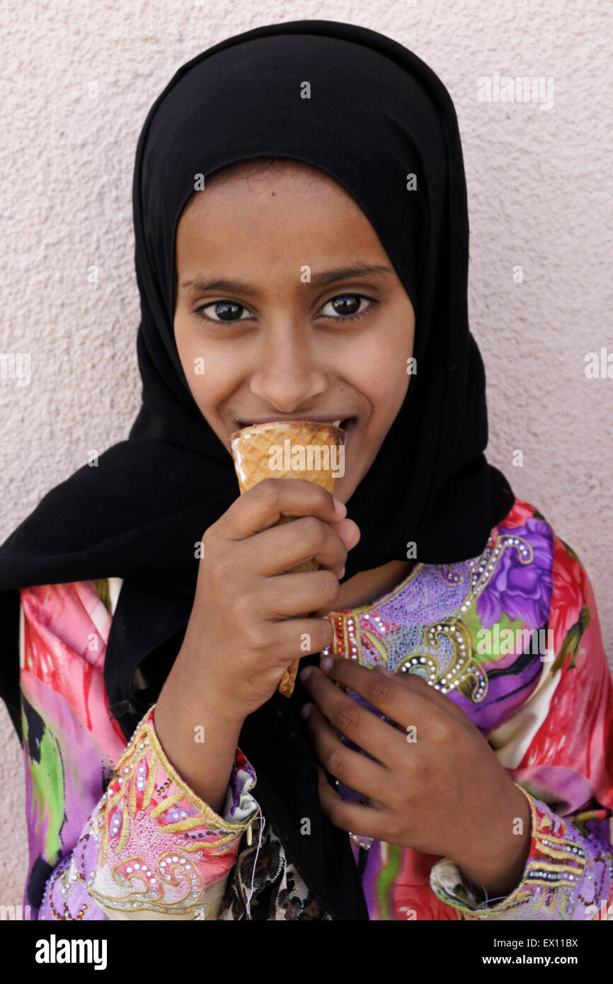Clothed sex tube Muslim necked girls photos