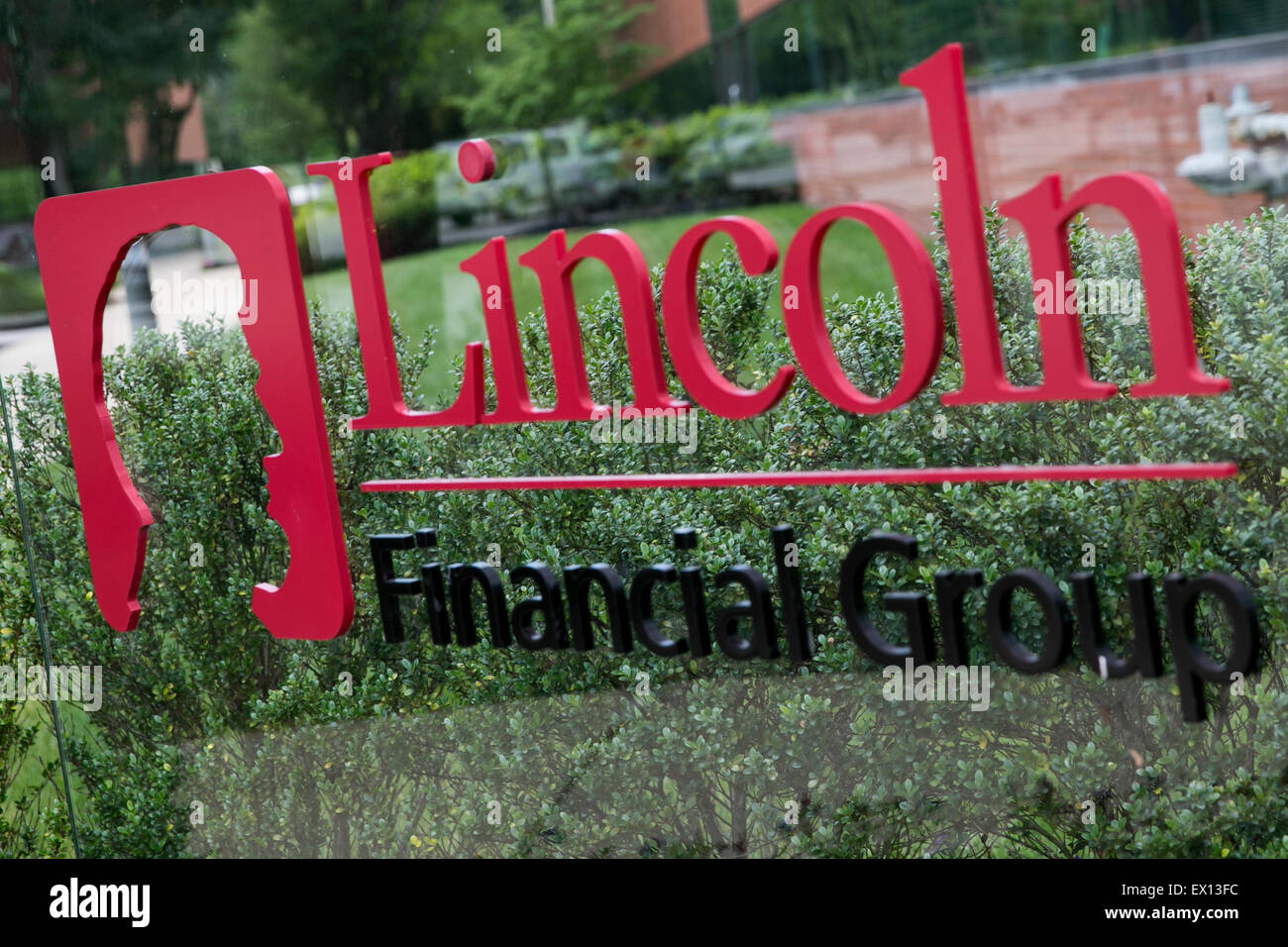 Lincoln financial sign on first financial bankshares stock