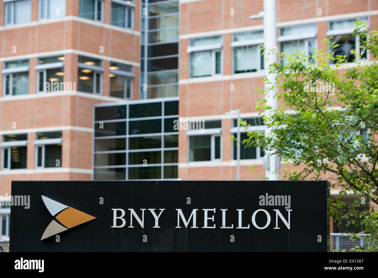 Bank Of New York Mellon Plans To Move Its Corporate Headquarters