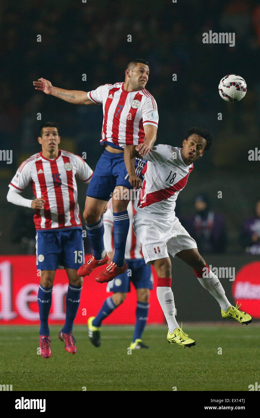 Concepcion, Chile. 3rd July, 2015. Peru's Andre Carrillo (R) vies with Paraguay's Raul Bobadilla (C) during the match for the Third Place of the America Cup Chile 2015, held in the Municipal Stadium 'Alcaldesa Ester Roa Rebolledo', in Concepcion, Chile, on July 3, 2015. Credit:  Jorge Villegas/Xinhua/Alamy Live News Stock Photo