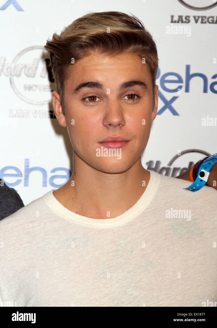 Justin Bieber Hosts A Pre Fight Party At Rehab Inside The Hard