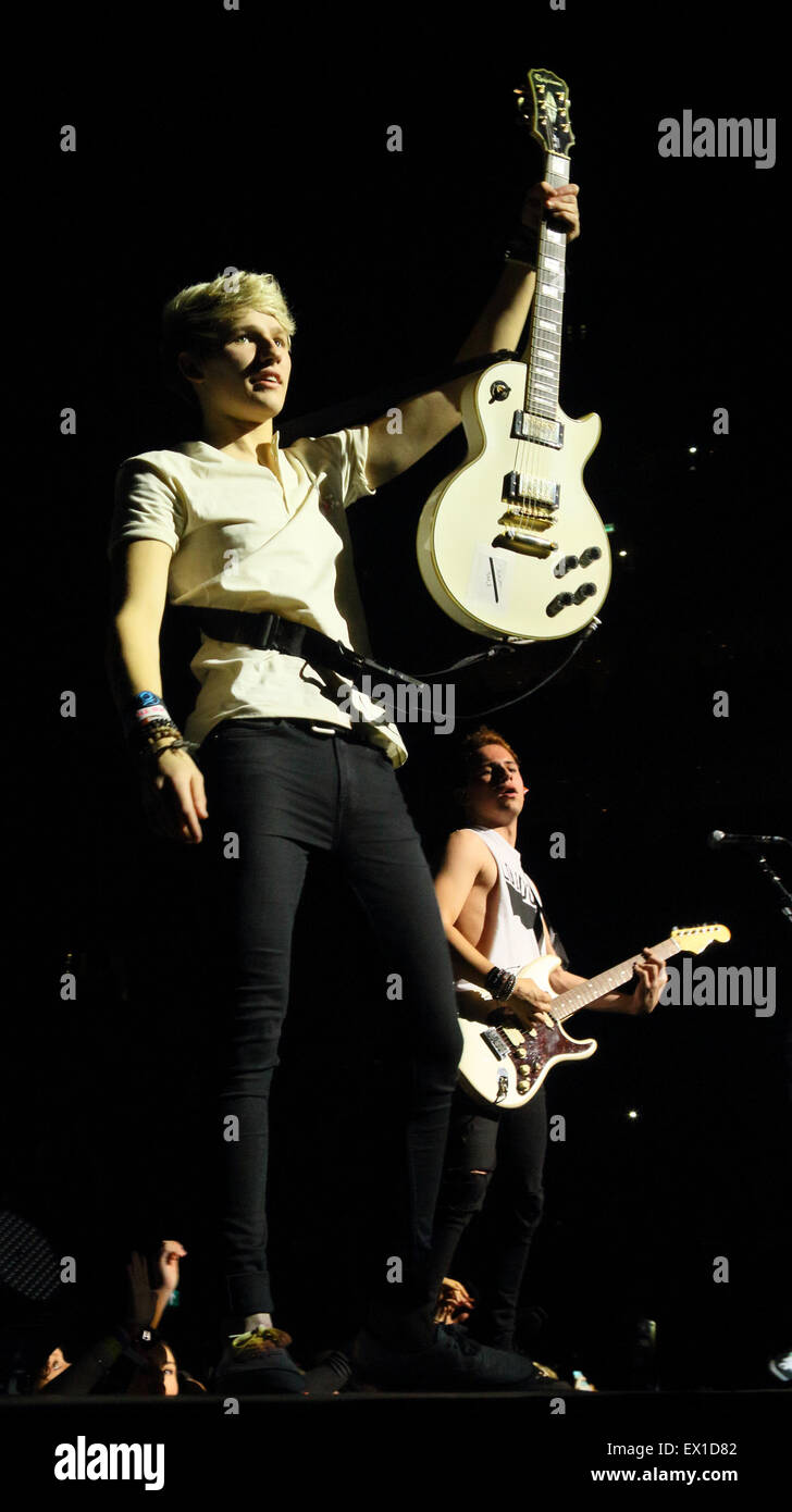 The Tide O2 The Tide perform at London's O2 Arena Featuring: The Tide Where: London ...