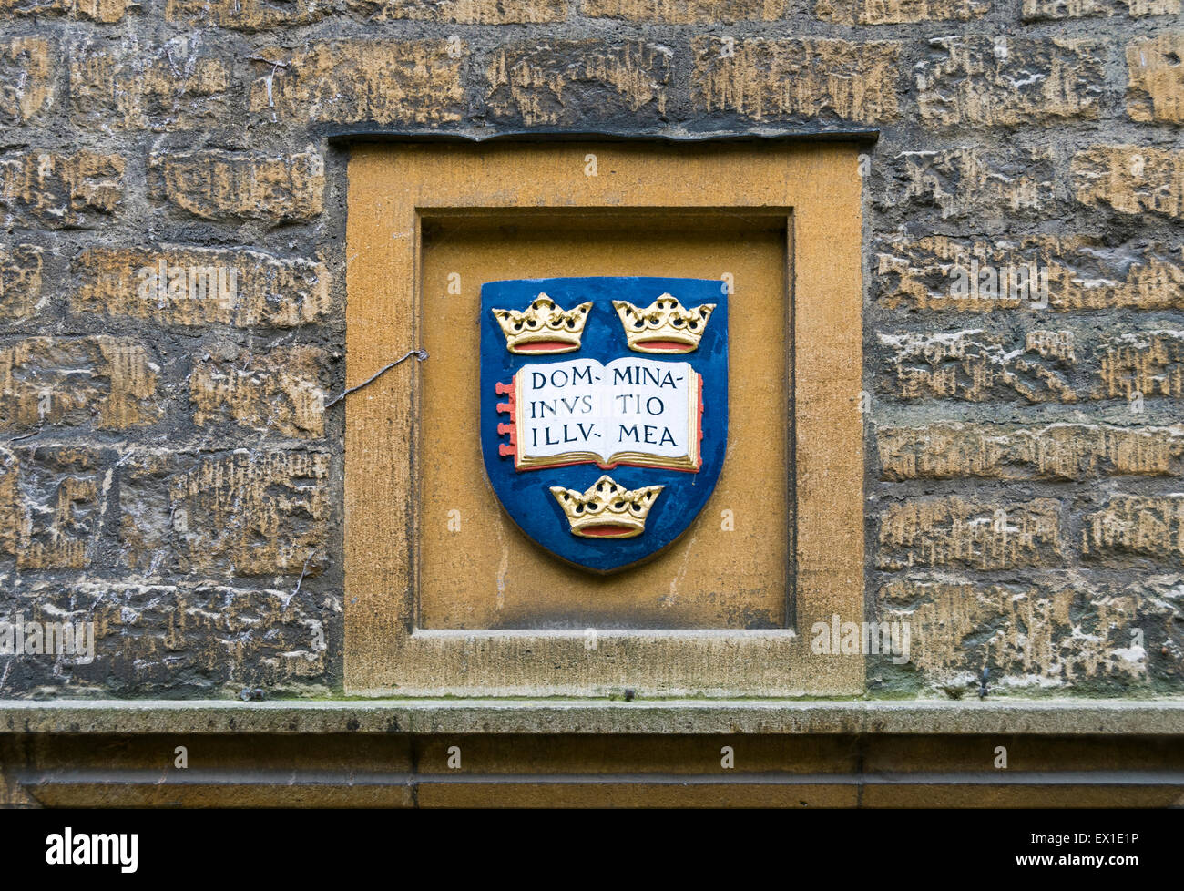 Crest and coat of arms of Oxford University Stock Photo