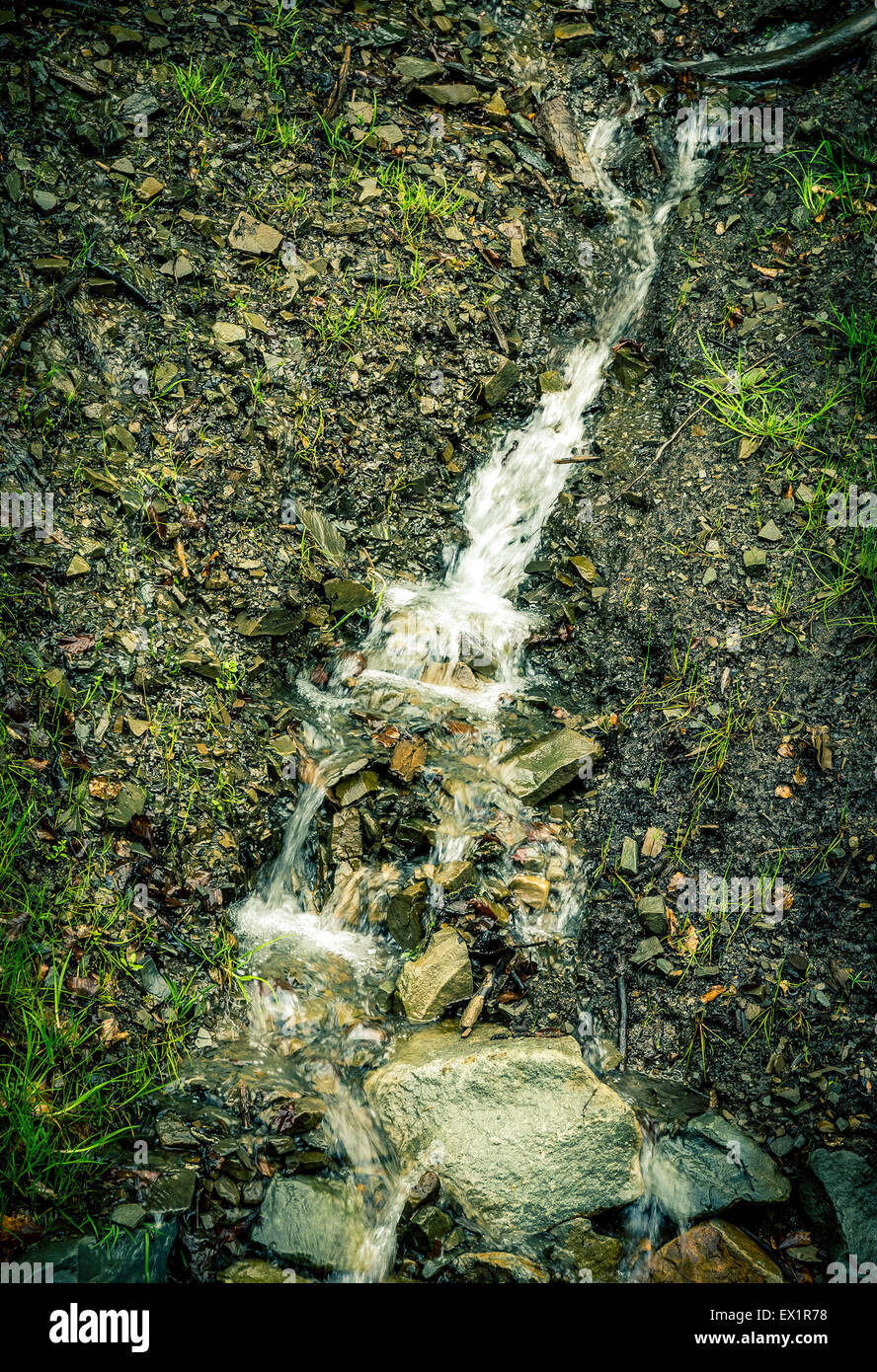 Stream water in rapid river hi-res stock photography and images - Alamy