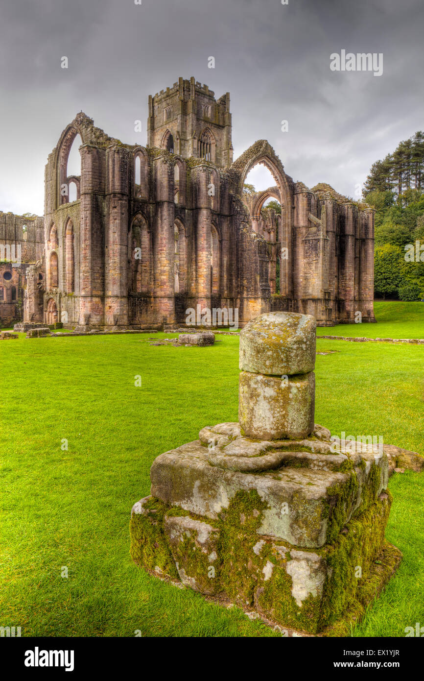 Fountains Abbey, North Yorkshire, United Kingdom Stock Photo Alamy