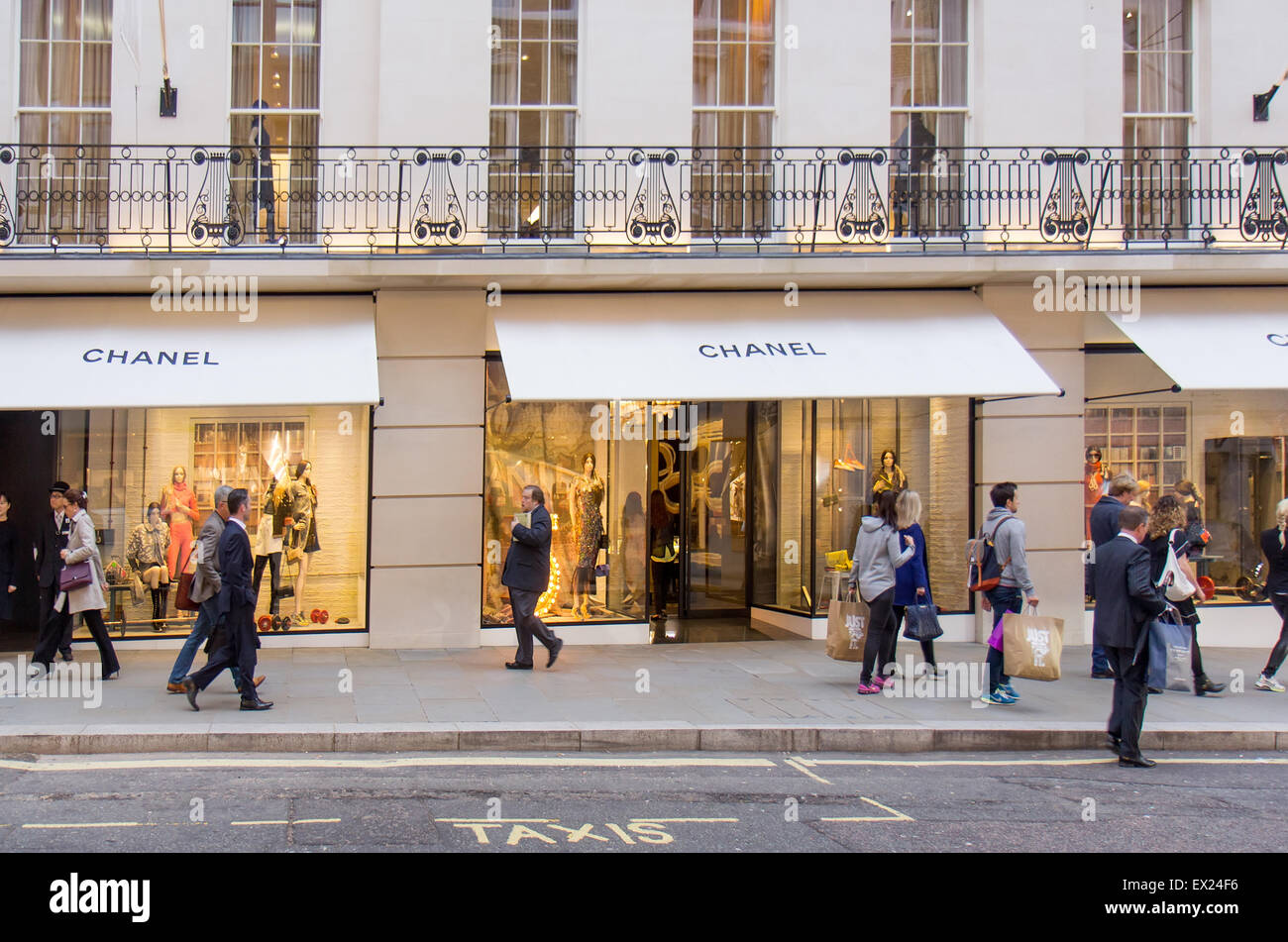 Chanel store on Bond street, London Stock Photo - Alamy