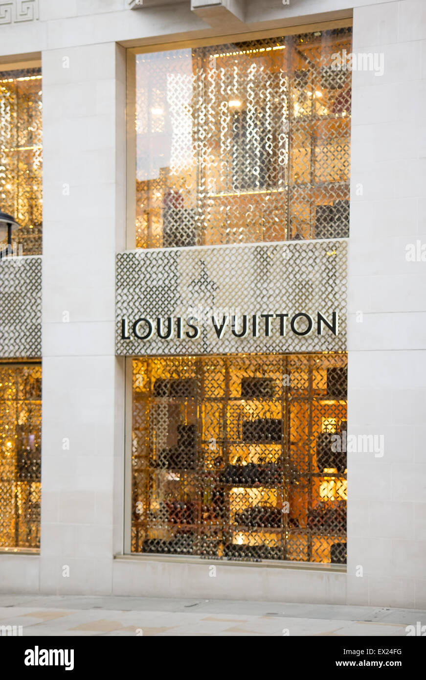 Louis Vuitton store in London Stock Photo